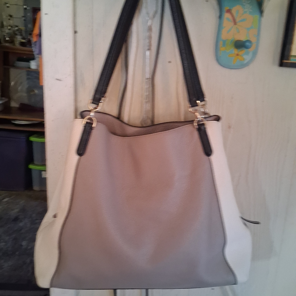 Kate Spade Beige and Black Women's Bag - Picture 2 of 8